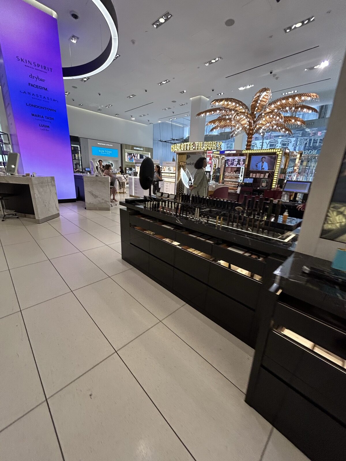 Nordstrom NYC Flagshipのビューティー売り場